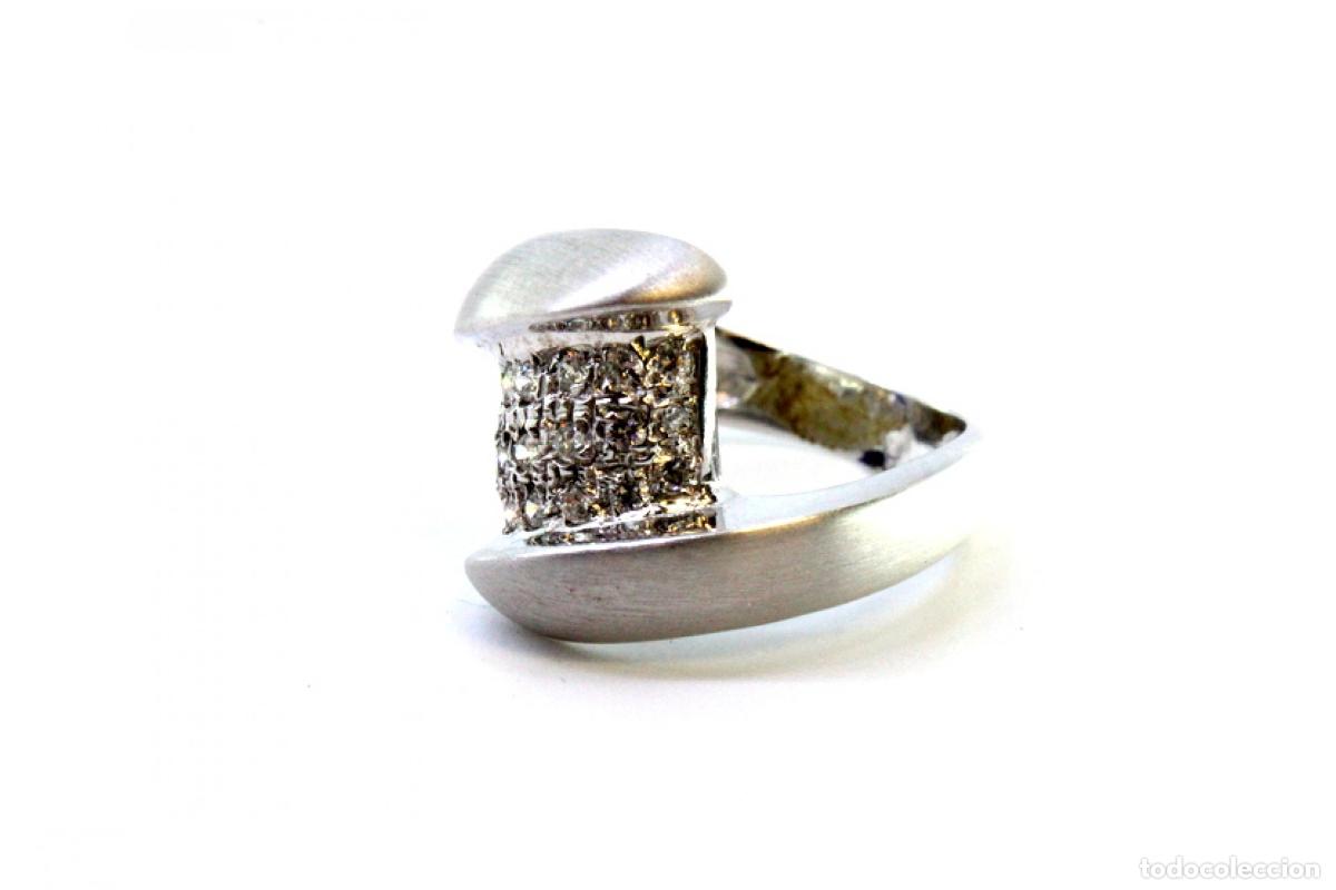 Joyeria: Anillo de oro blanco de 19,2K con diamantes. - Foto 3