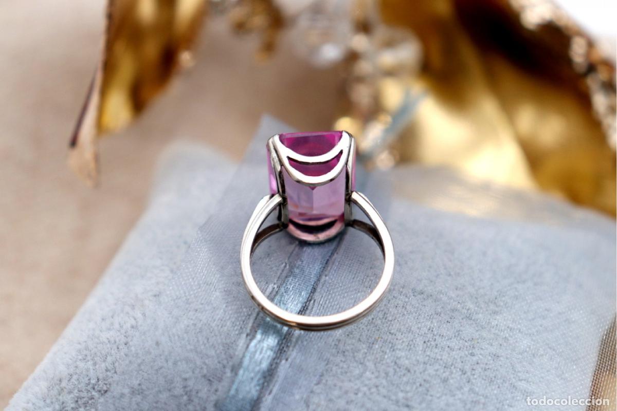 Joyeria: Anillo de oro blanco de 19,2K con rub&iacute;. - Foto 3