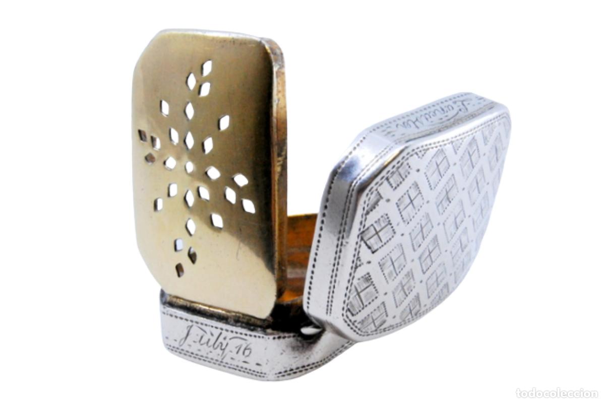 Joyeria: Caja de vinagreta de plata, de la &eacute;poca de Jorge III. - Foto 1