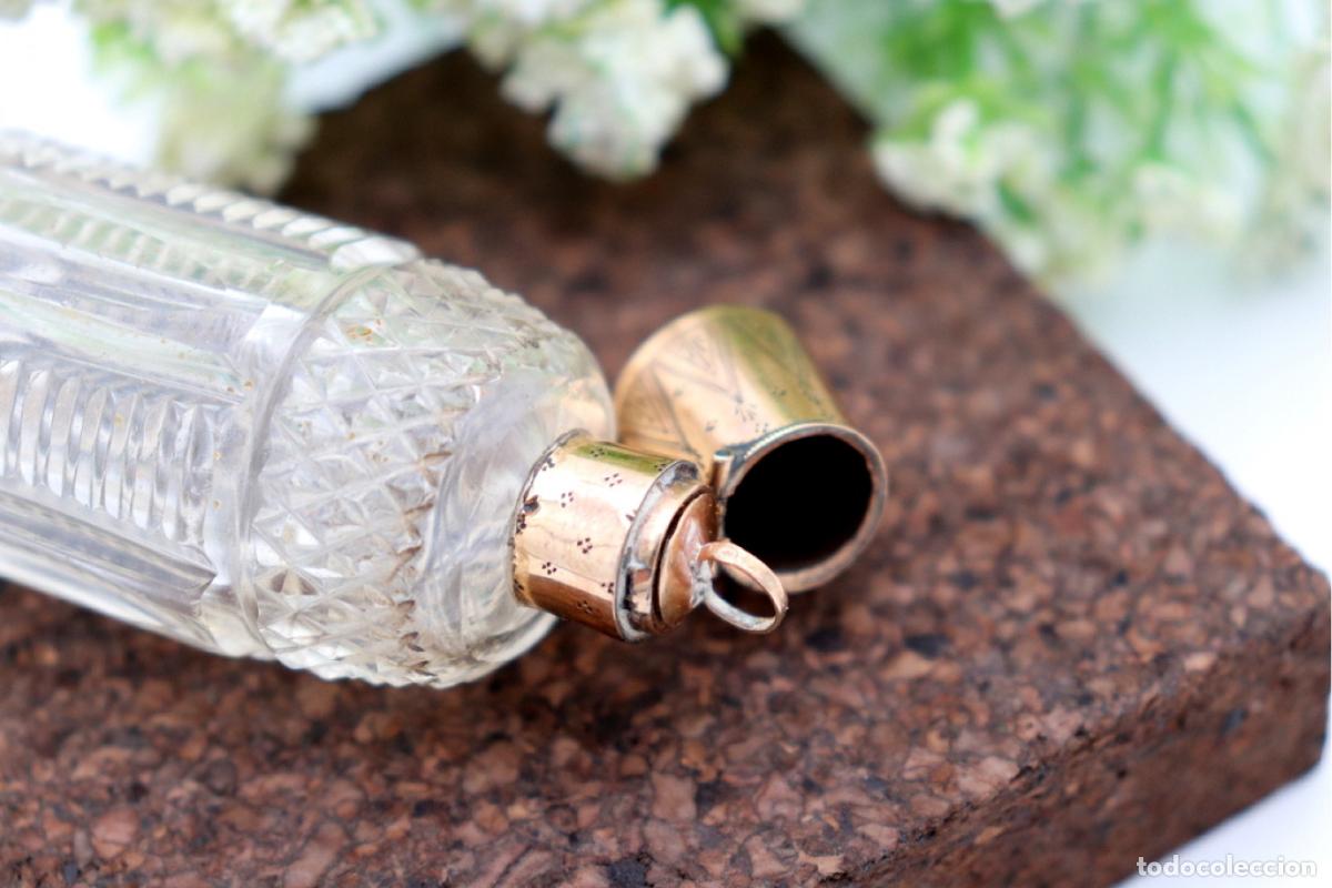 Joyeria: Frasco de perfume, fabricado en cristal y oro de 15K. - Foto 5