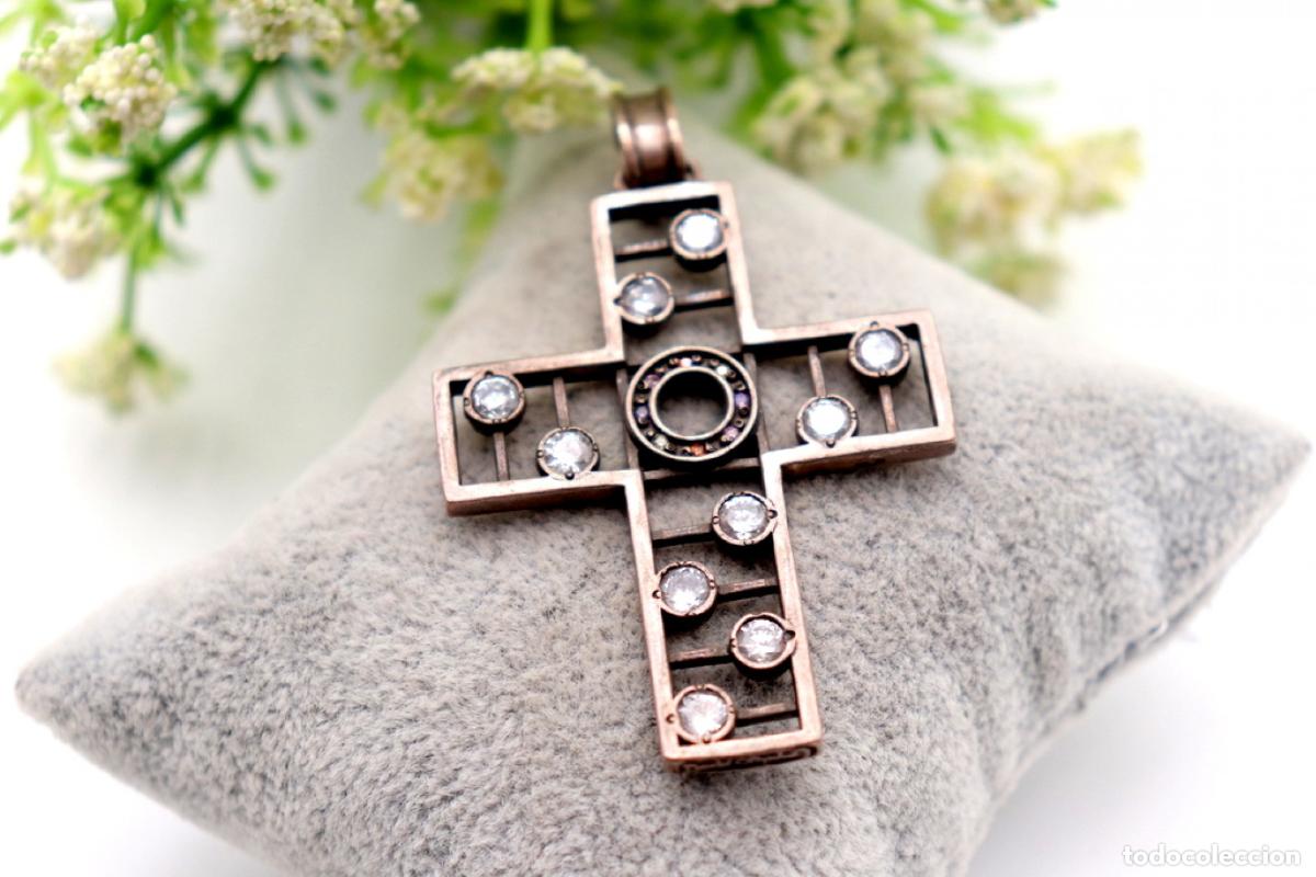 Joyeria: colgante de cruz de plata - Foto 1