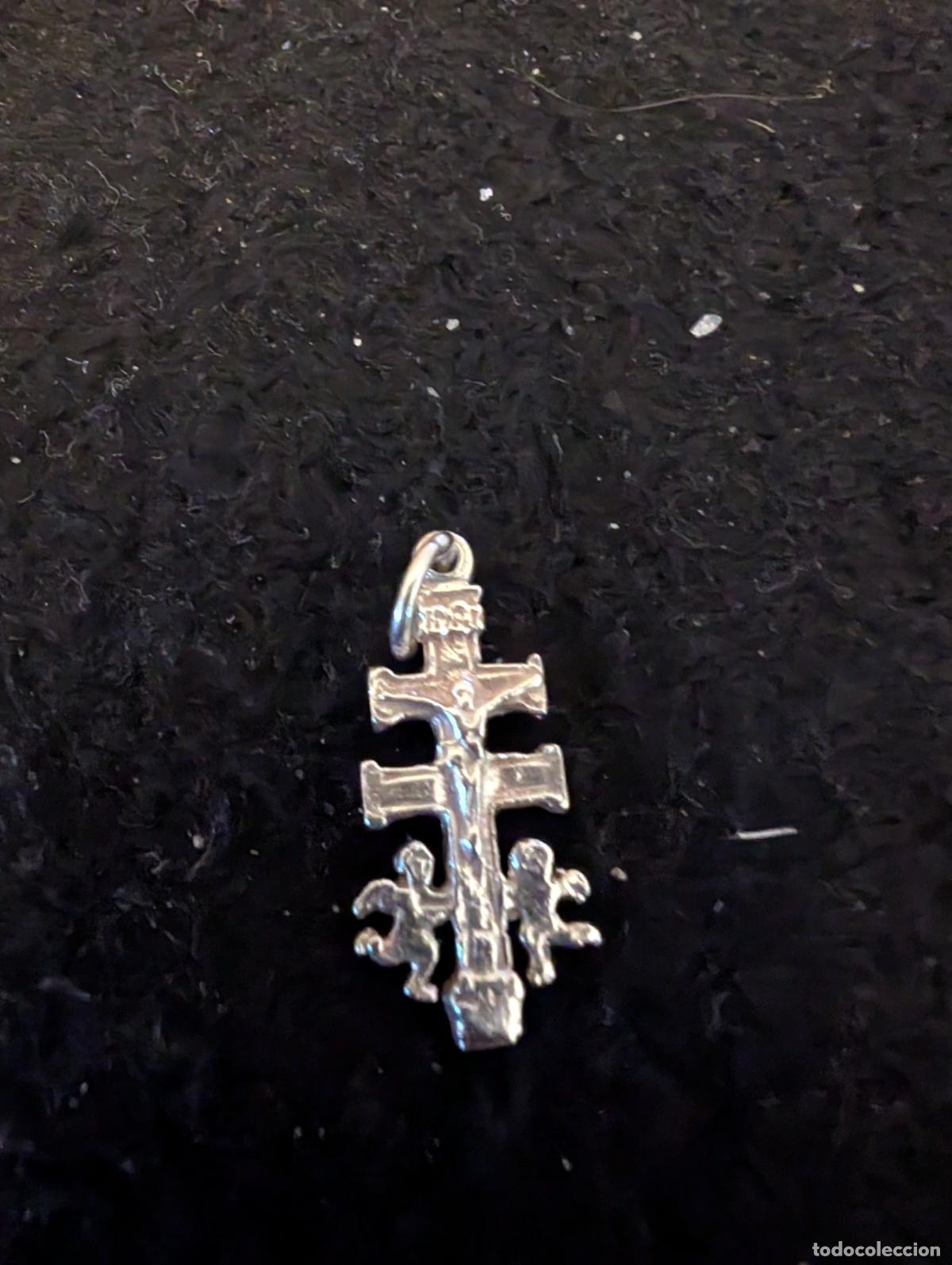 Joyeria: COLGANTE DE CRUZ DE CARAVACA DE PLATA. - Foto 2