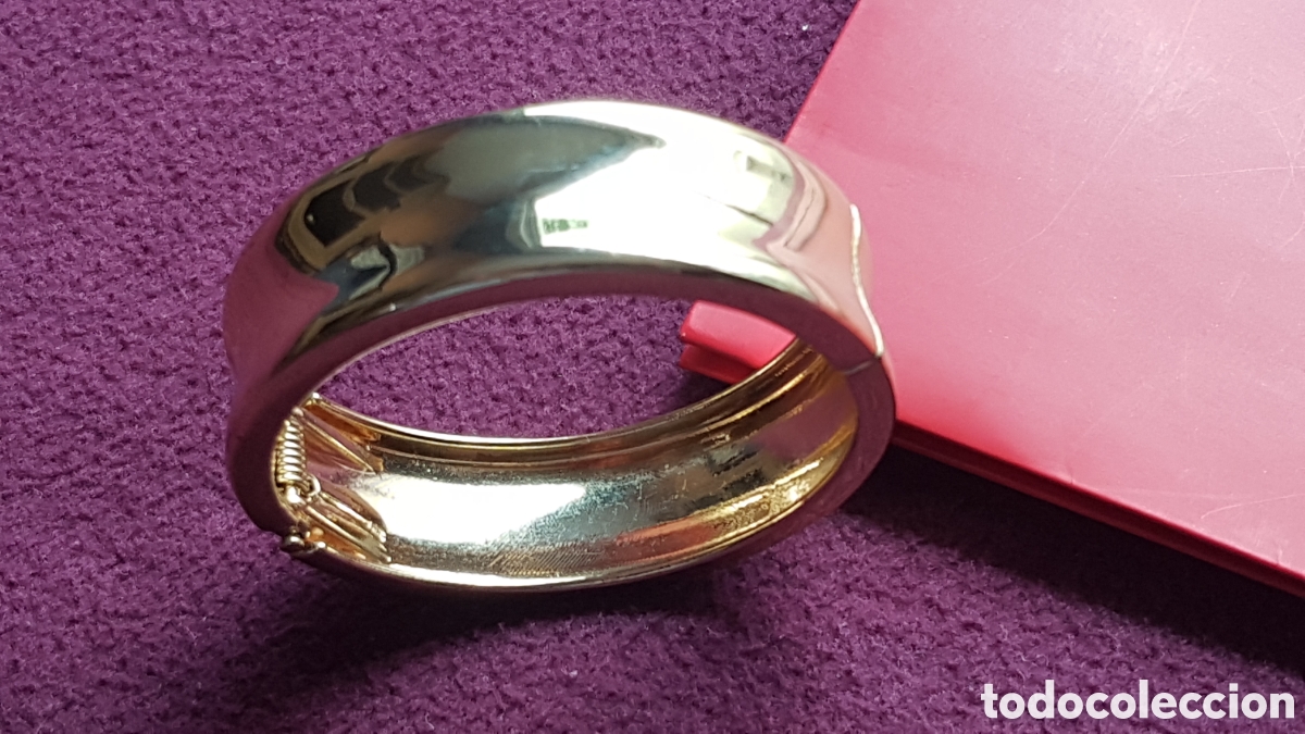 Joyeria: Brazalete Vintage en dorado - Foto 1