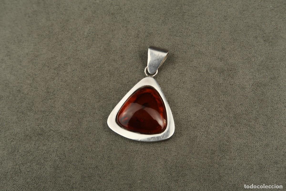 Joyeria: Antiguo Colgante de &Aacute;mbar y Plata - Foto 1