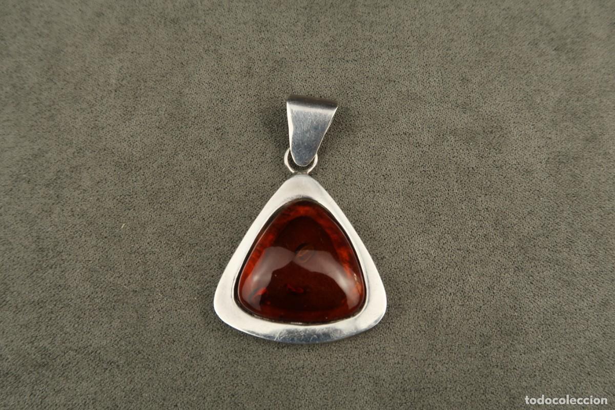 Joyeria: Antiguo Colgante de &Aacute;mbar y Plata - Foto 2