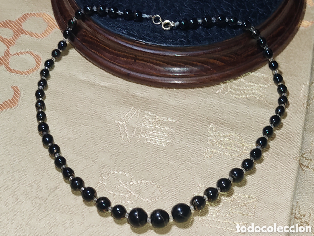 Joyeria: Antiguo collar de &oacute;nice negro descendente. - Foto 2