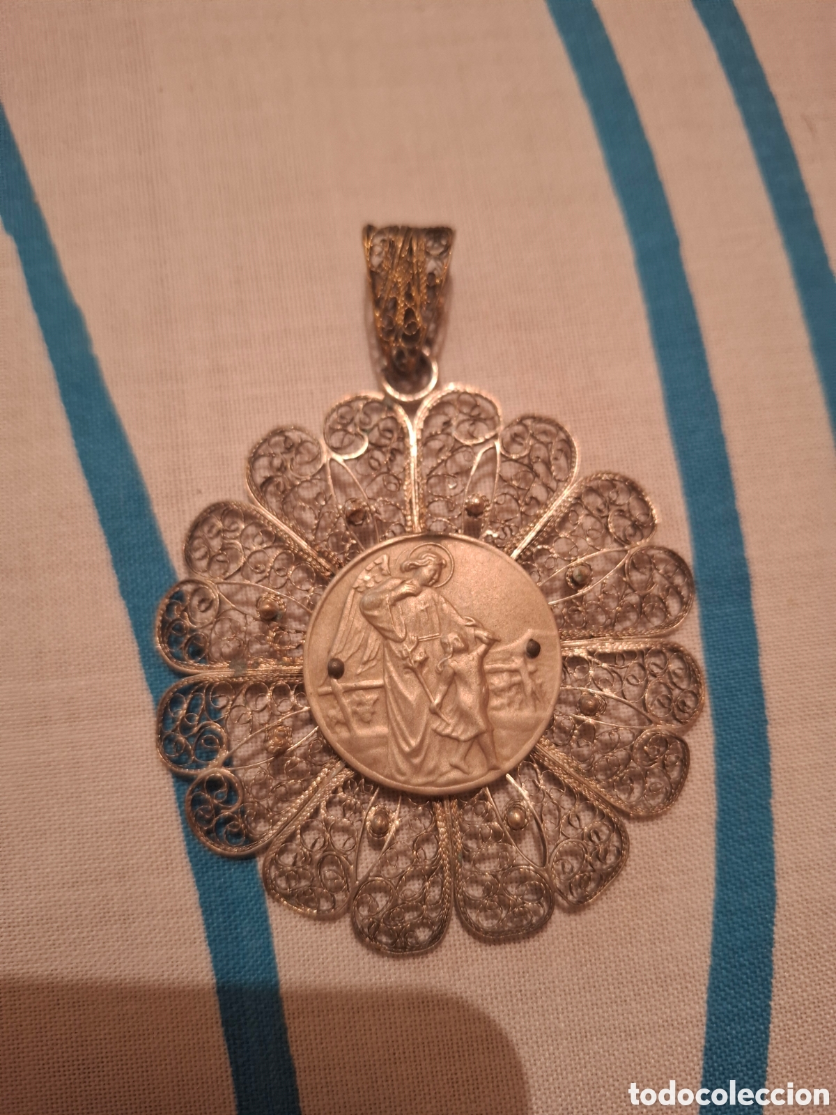 Joyeria: Medallas a&ntilde;o 1800 en plata - Foto 4