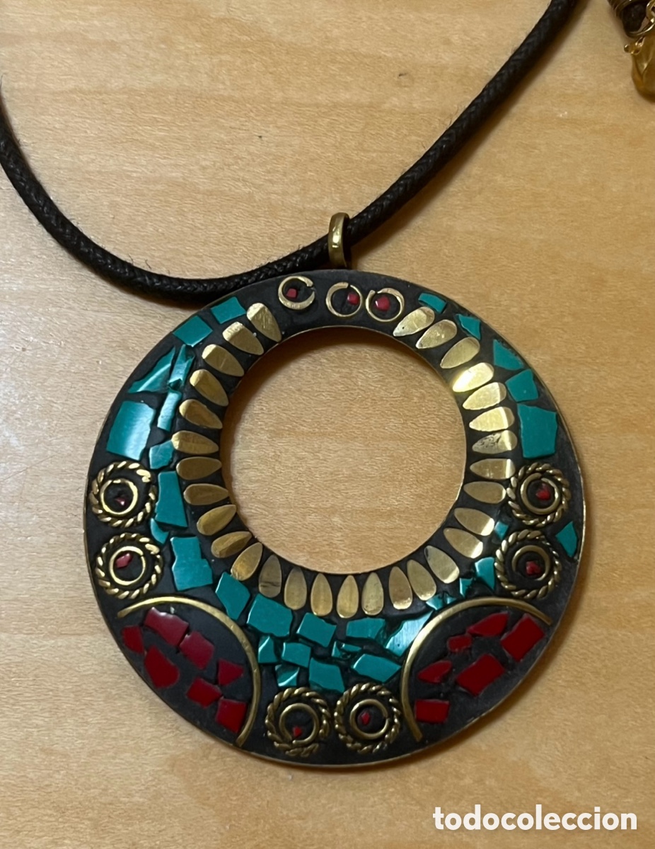 Joyeria: Colgante multicolor. Lat&oacute;n. - Foto 1