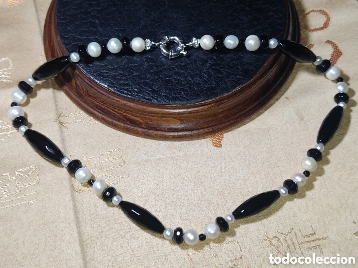 Joyeria: Collar de perlas cultivadas y &oacute;nice negro. - Foto 1