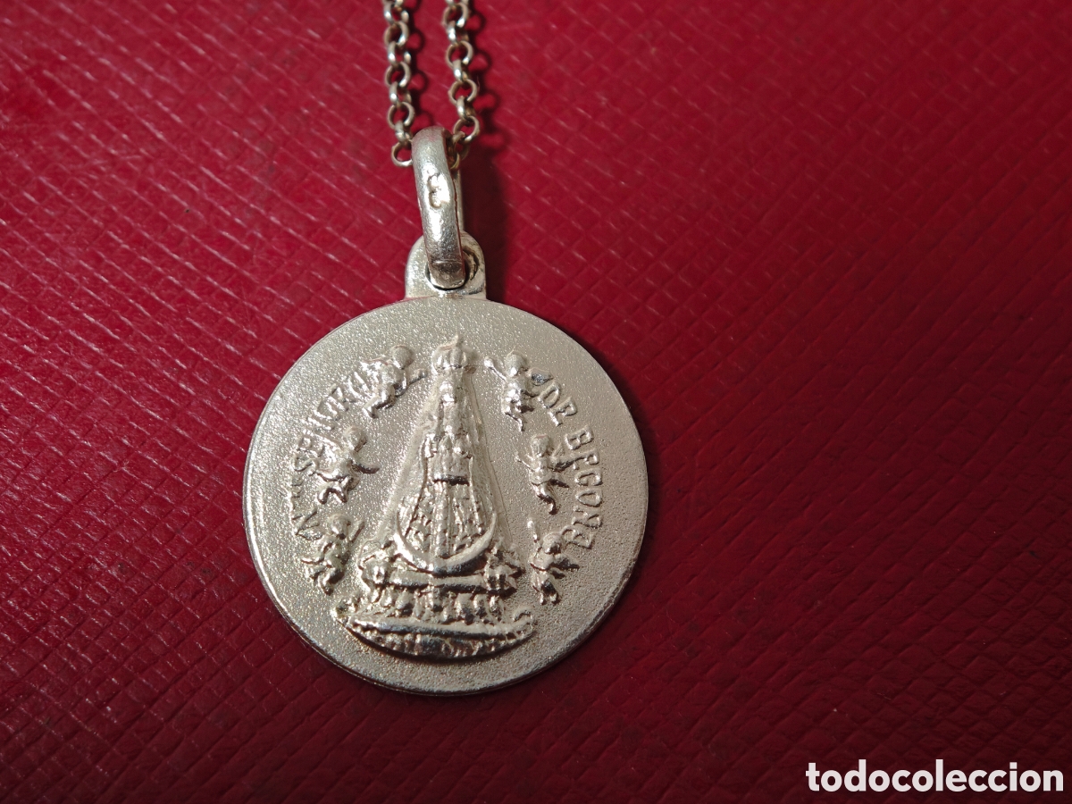 Joyeria: Medalla en plata de ley Virgen de Bego&ntilde;a - Foto 3