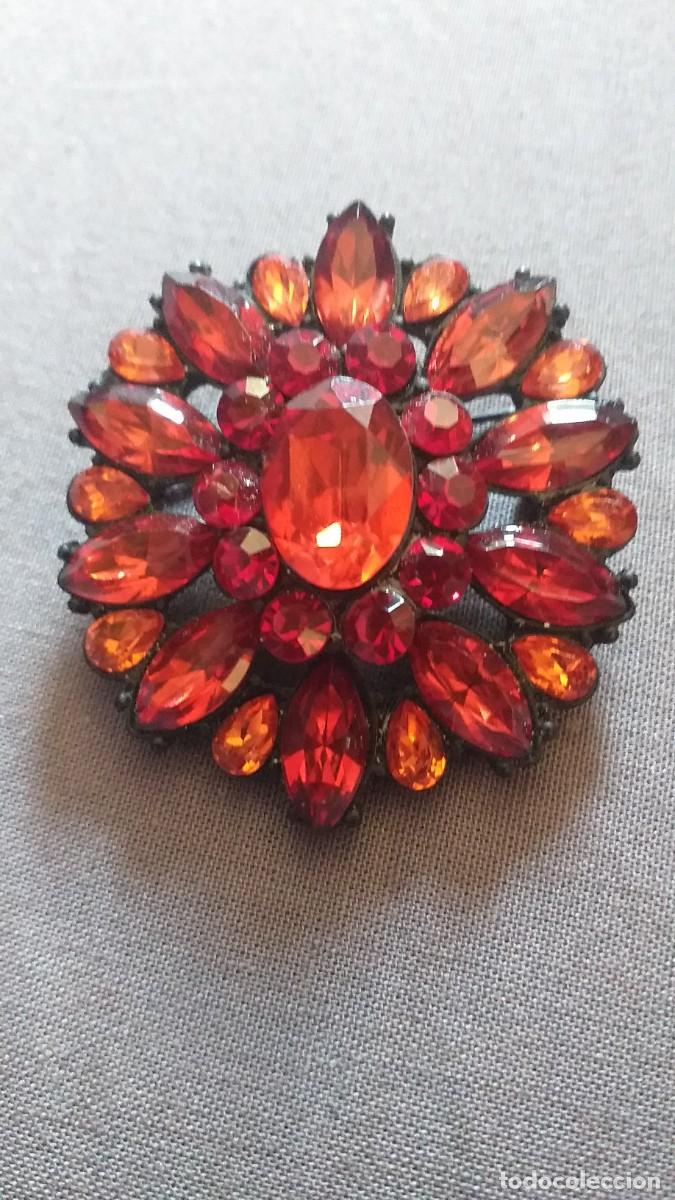 Joyeria: BROCHE ANTIGUO Y ELEGANTE - ROSET&Oacute;N, CRISTAL ROJO. - Foto 1