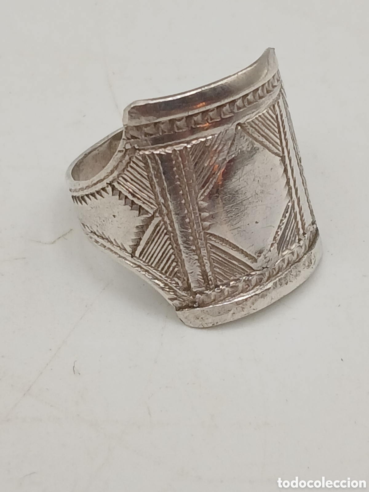 Joyeria: Anillo plata repujada 925mls. Firmado - Foto 2