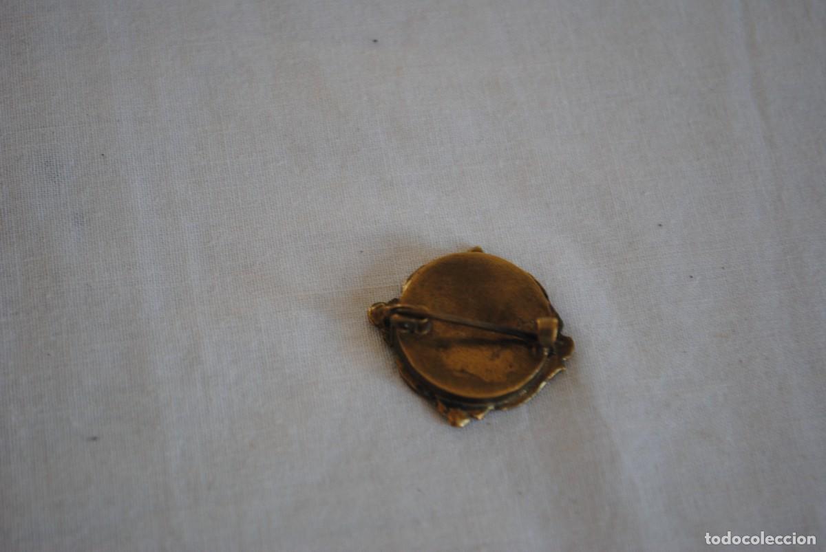 Joyeria: BROCHE ANTIGUO CON UNAS FLORES - Foto 2