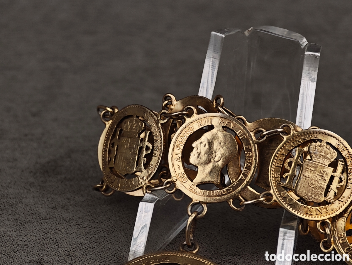 Joyeria: Antigua Pulsera de Plata Dorada hecha a Partir de Monedas - Foto 2