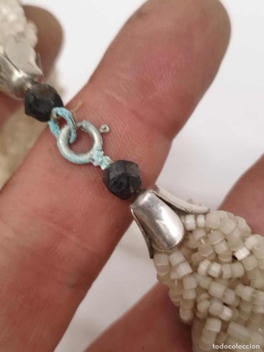 Joyeria: Antiguo collar de cuentas blancas a restaurar el cierre. - Foto 5