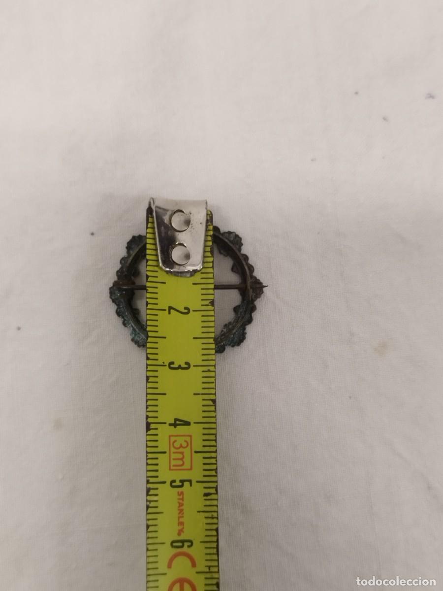 Joyeria: Antiguo broche tipo corona de flores. - Foto 4