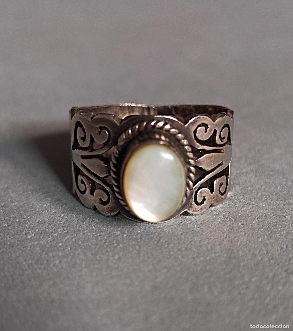 Joyeria: Anillo de plata de ley con n&aacute;car engastado. - Foto 1
