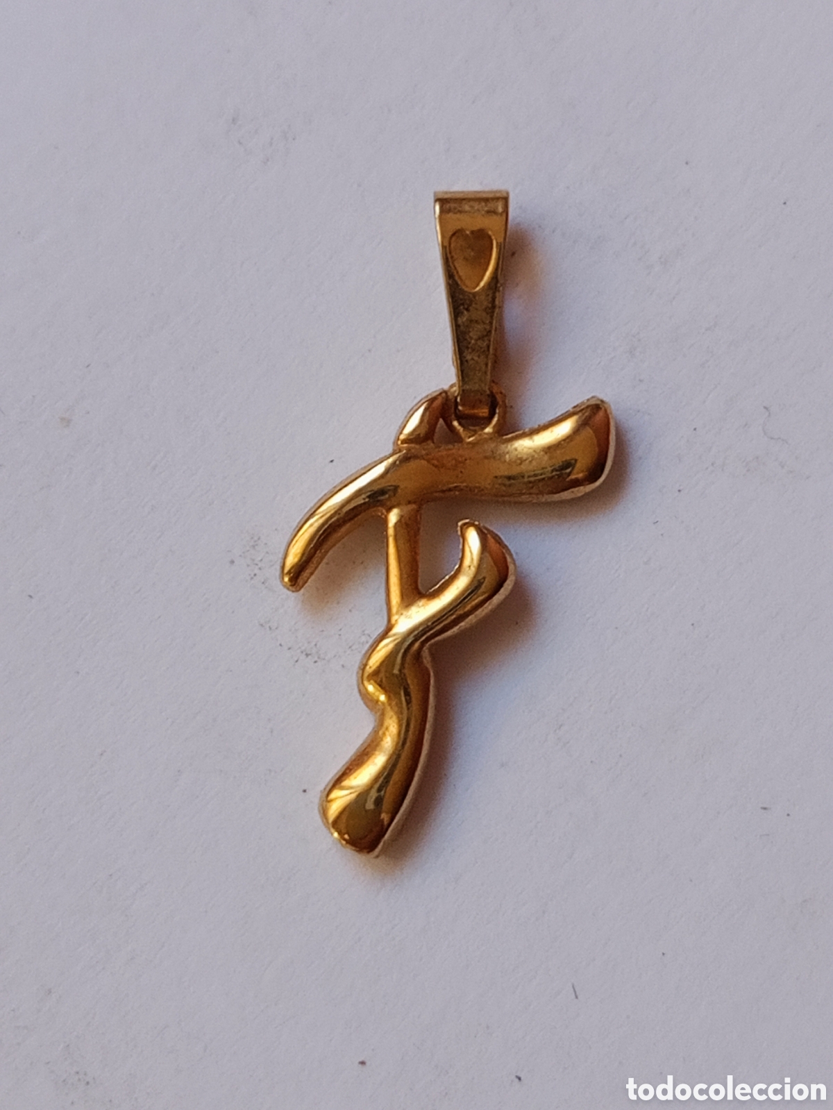 Joyeria: Colgante inicial letra F chapado oro a&ntilde;os 80