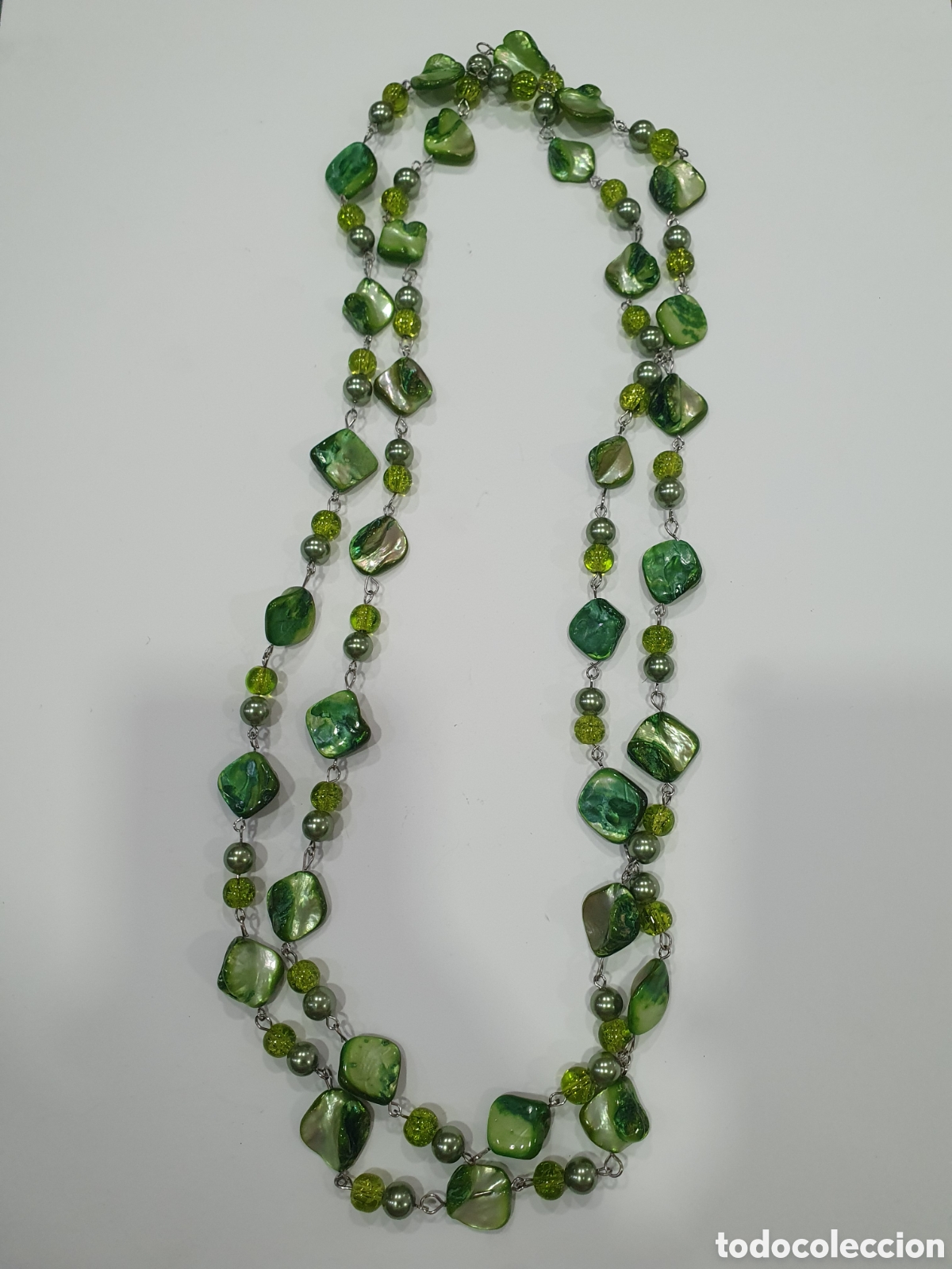 Joyeria: Collar vintage piedras verdes. (L61)