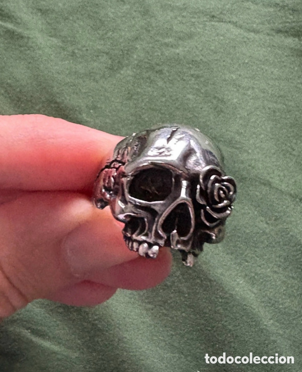 Jewelry: Anillo calavera y flor
