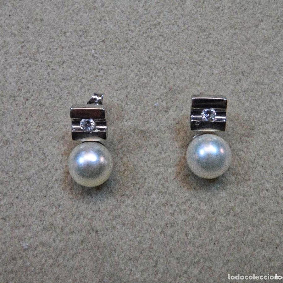 Schmuck: PENDIENTES ORO BLANCO CON BTES 0,20 CTS Y PERLAS CULTIVADAS 9 MM.ORO 18 KTES.SIST. PRESION