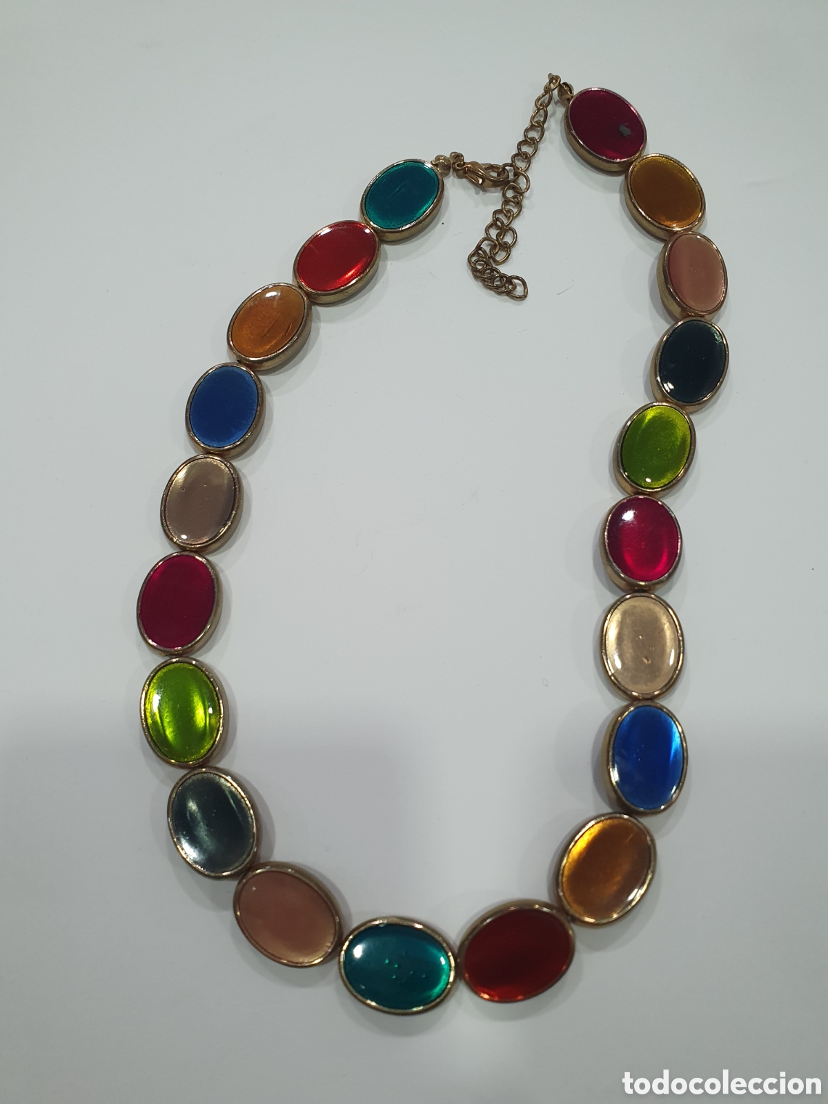 Joyeria: Gargantilla dorada y de colores. (L127)