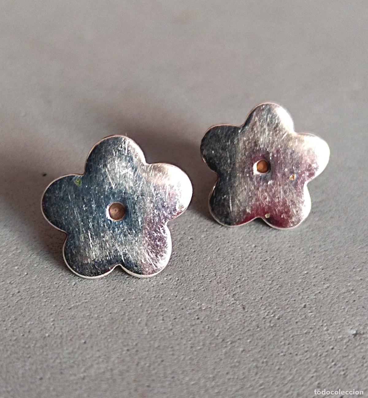 Joyeria: Pendientes de plata de ley contrastada, cierre de presi&oacute;n. Flor. - Foto 2