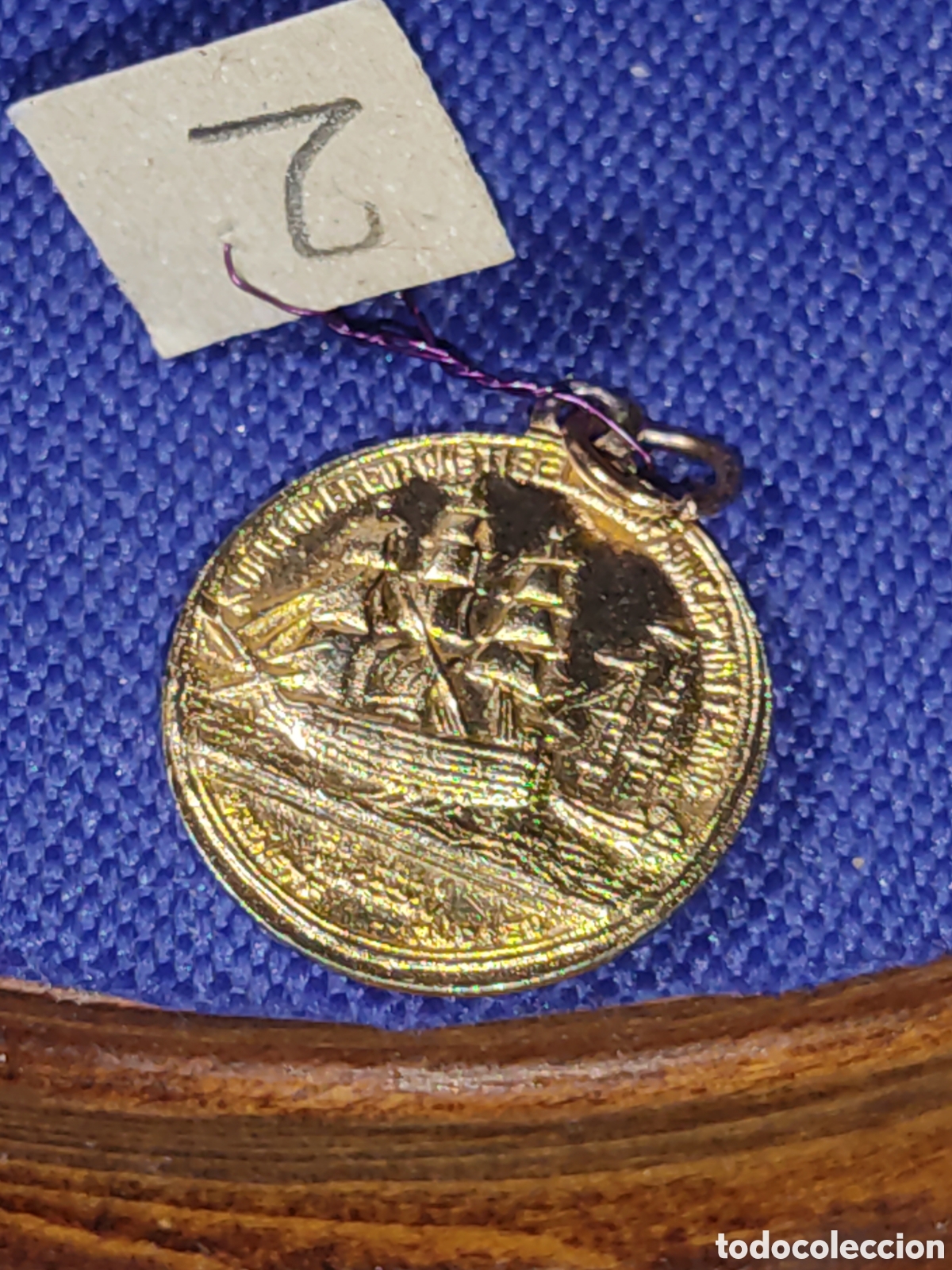 Joyeria: Medalla Napole&oacute;n dorada en relieve.*2* - Foto 3