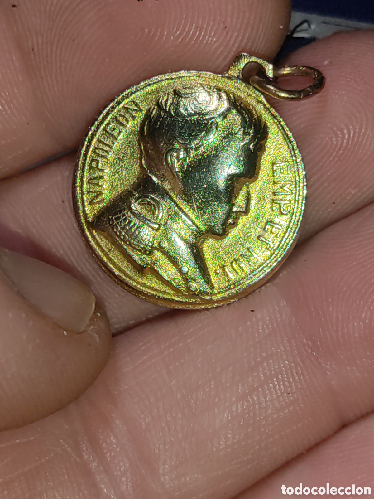 Joyeria: Medalla Napole&oacute;n dorada en relieve.*2* - Foto 5