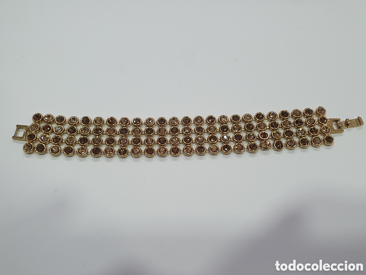 Jewelry: Pulsera dorada con pedrer&iacute;a. (L65)