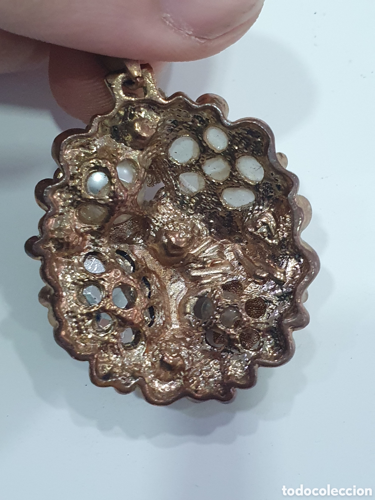 Joyeria: Colgante dorado con piedras. (L65) - Foto 3