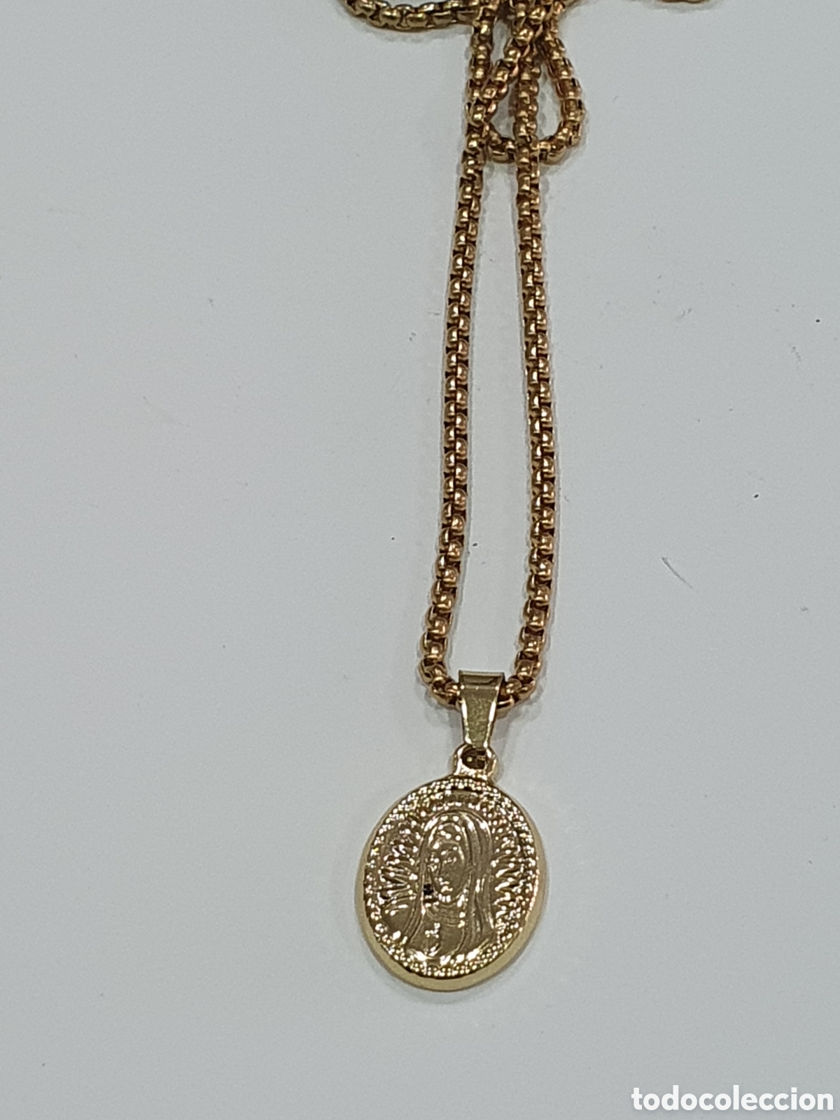 Joyeria: Colgante y cadena virgen dorada. (L65) - Foto 2