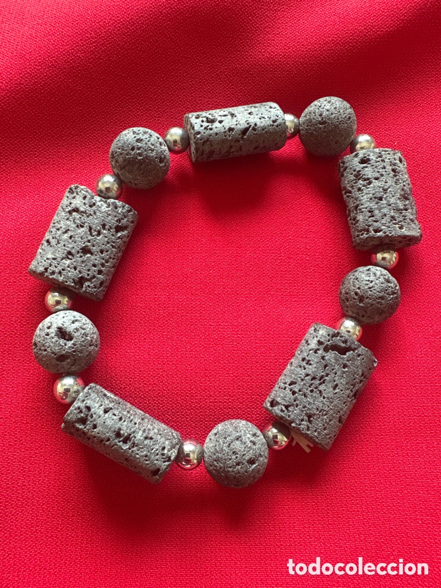 Joaillerie: Pulsera el&aacute;stica con piedra volc&aacute;nica (A5)