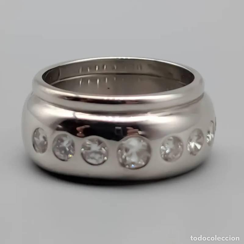 Joyeria: Anel de diamantes em ouro 18 quilates, 2,32 gramas, 16,25mm