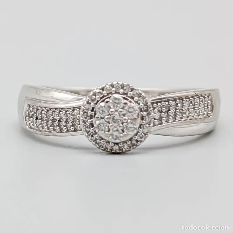 Joyeria: Anel de diamantes em ouro 18 quilates, 3,05 gramas, 15,5mm