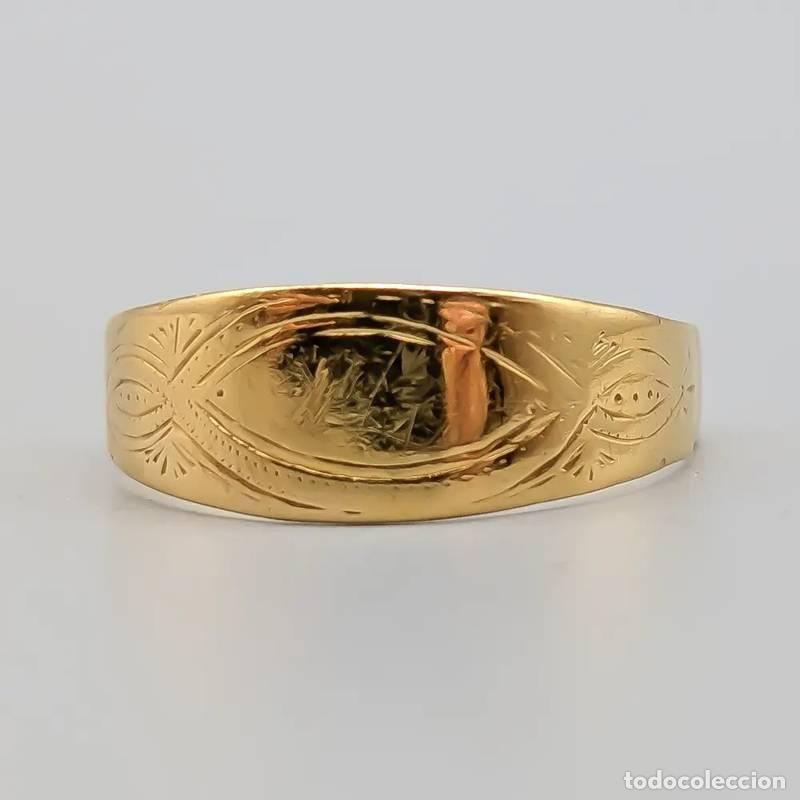 Joalharia: Anel em ouro 18 quilates com pedras brancas, 3,7 gramas, 19mm