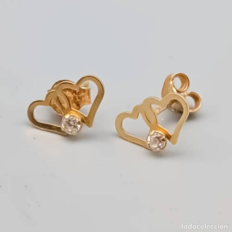 Joyeria: Brincos de diamante em ouro branco 18 quilates com diamantes brancos e negros, 4,26 gramas, 13mm