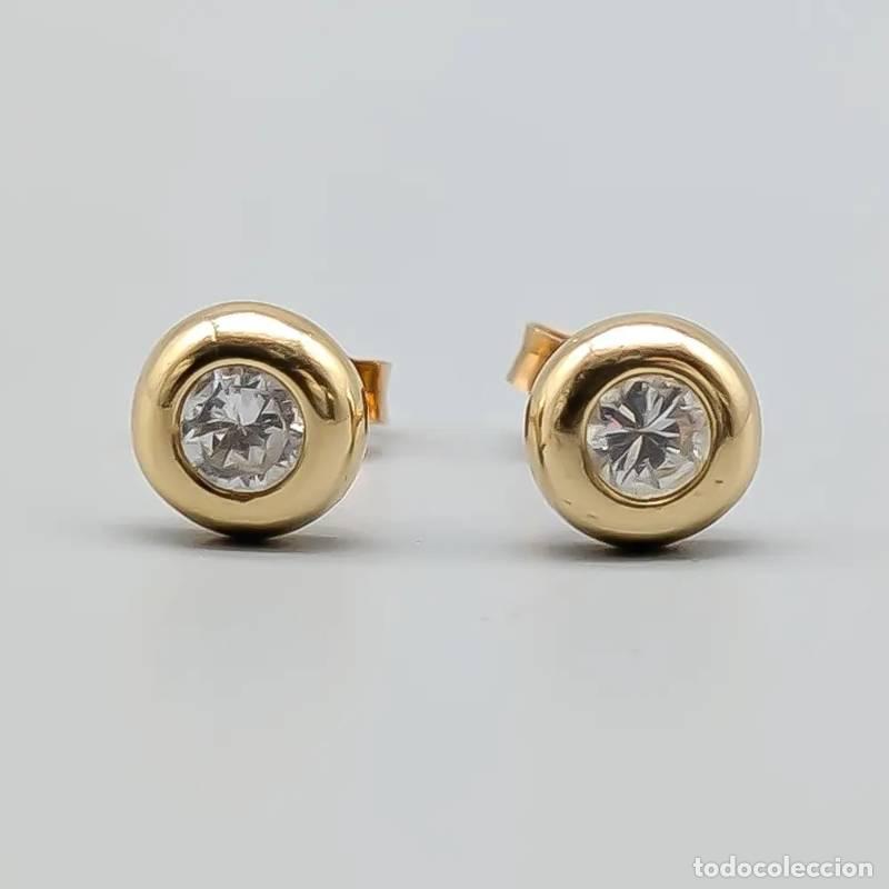 Joyeria: Brincos de argola em ouro branco 18 quilates com diamantes, 4,23 gramas, 13mm