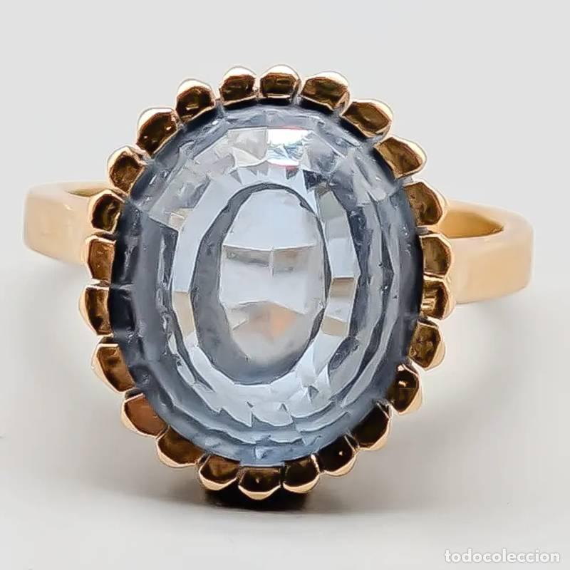 Joyeria: Anel em ouro 18 quilates com pedra verde, 1,47 gramas, 16mm