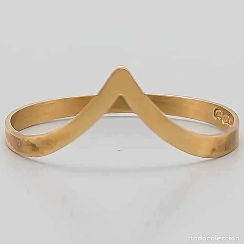 Joyeria: Anel em ouro 18 quilates com pedra verde, 6,86 gramas, 18,225mm