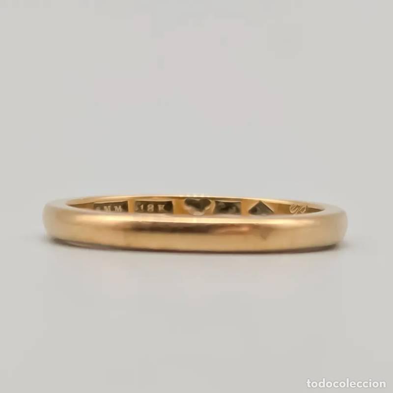 Jewelry: Anel em ouro 18 quilates com pedras vermelhas e brancas, 1,59 gramas, 17mm