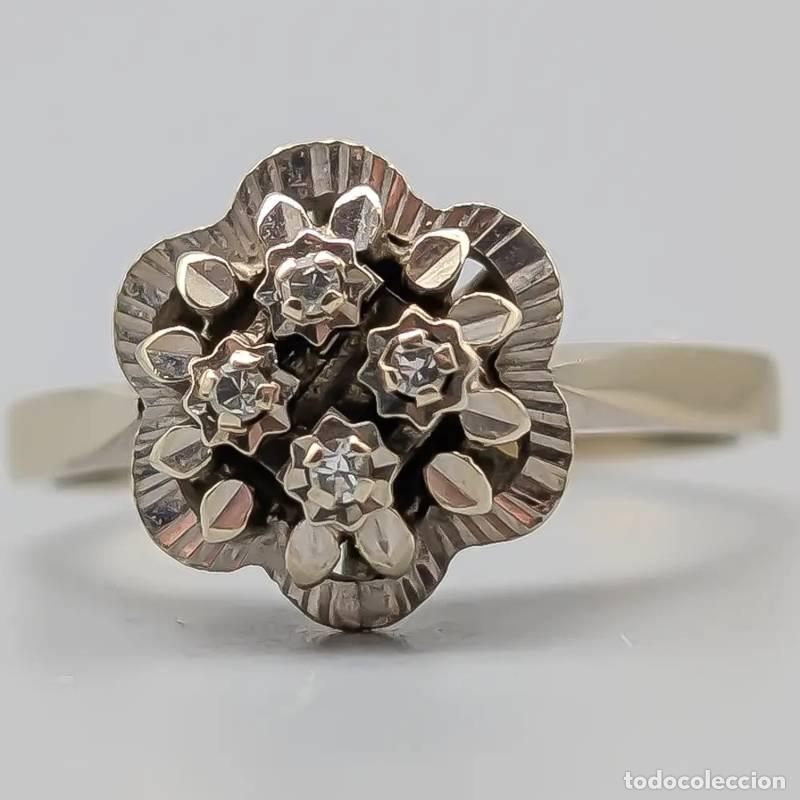 Joyeria: Anel de diamantes em ouro 18 quilates, 5,57 gramas, 20mm