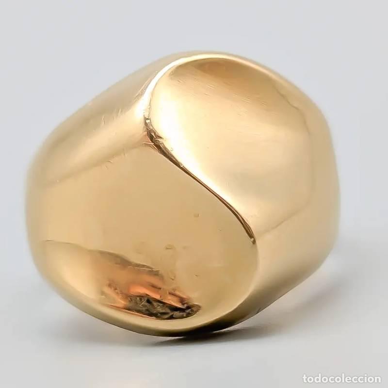 Joalharia: Anel em ouro 18 quilates com pedras vermelhas e brancas, 2,19 gramas, 19mm