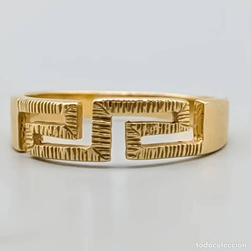 Joyeria: Anel em ouro 18 quilates com pedras vermelhas, 2,53 gramas, 17,25mm