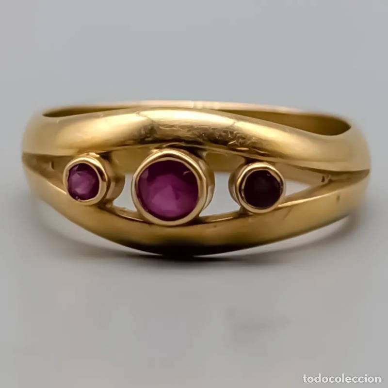 Joalharia: Anel em ouro branco 18 quilates com pedra azul e diamantes, 6,22 gramas, 17,25mm