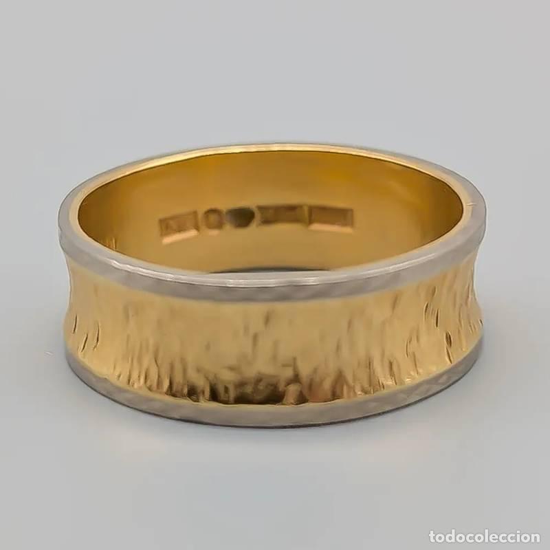 Joaillerie: Anel em ouro com strass em prata 18 quilates, 8,88 gramas, 17,5mm