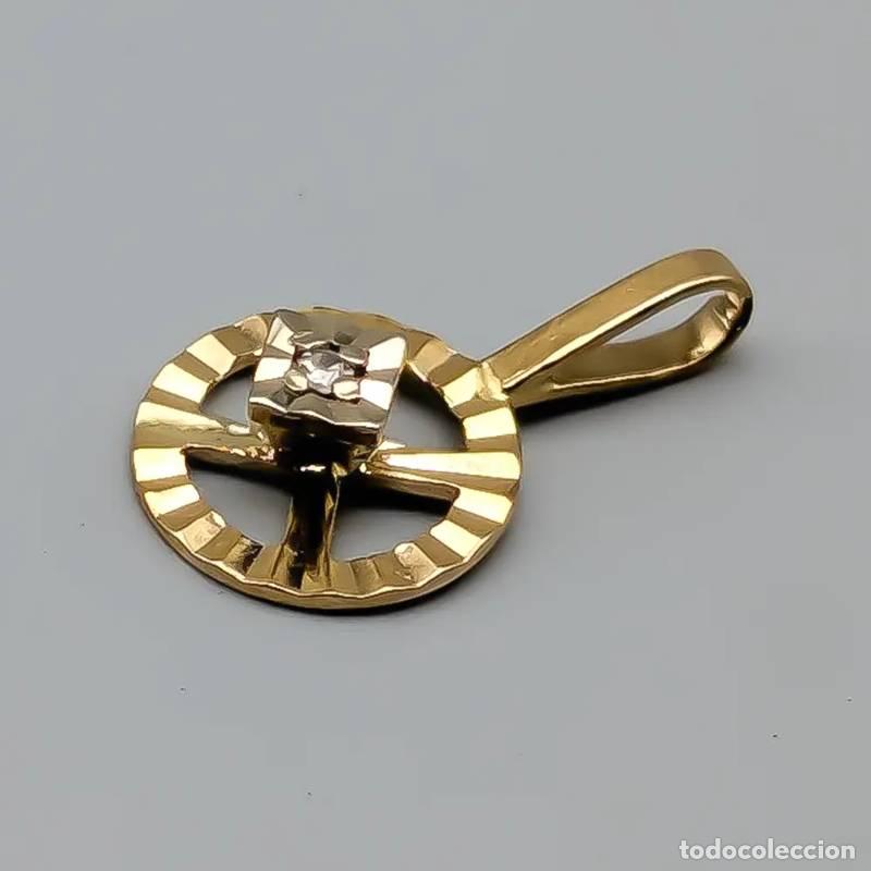 Jewelry: Pingente BVLGARI �B. zero1� em ouro 18 quilates, 6,37 gramas, 15mm