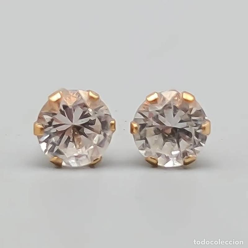 Joyeria: Brincos de diamante em ouro 18 quilates, 4,14 gramas, 12mm