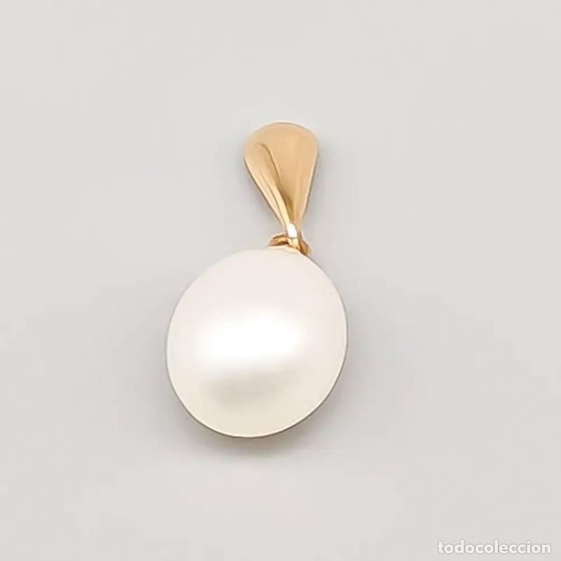 Joyeria: Pingente em ouro 18 quilates com camafeu, 5,13 gramas, 30mm