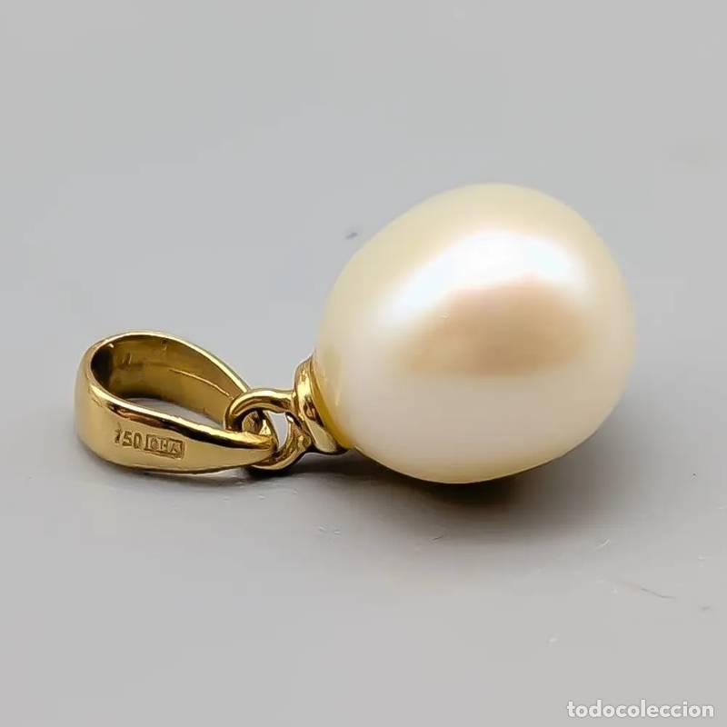 Joyeria: Pingente em ouro 18 quilates com camafeu, 6,38 gramas, 32mm